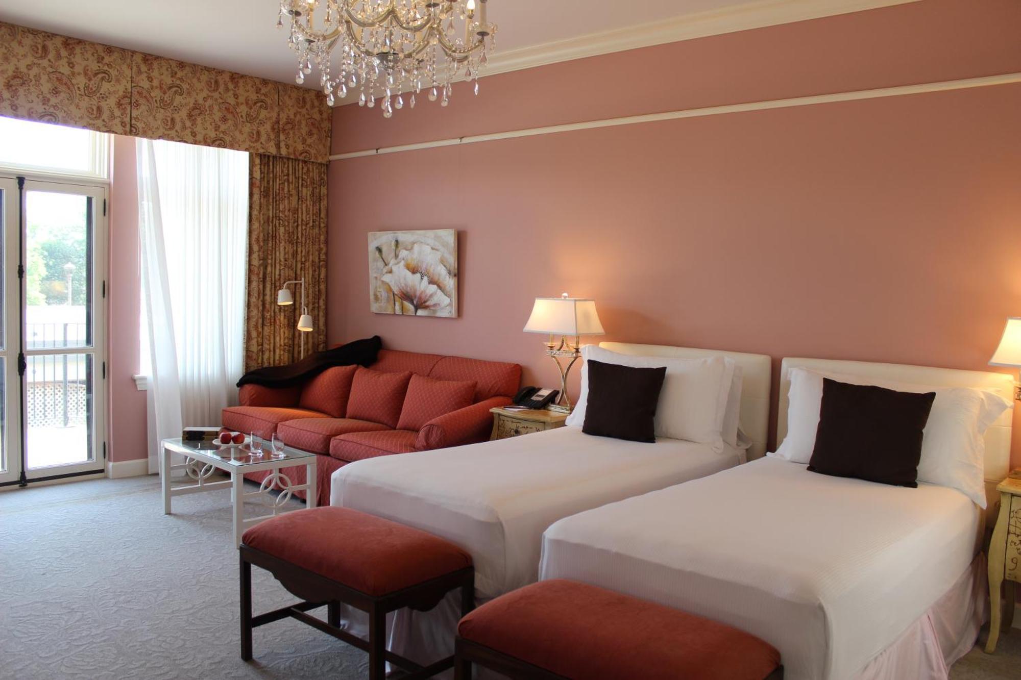 The Bruce Hotel Stratford Bagian luar foto