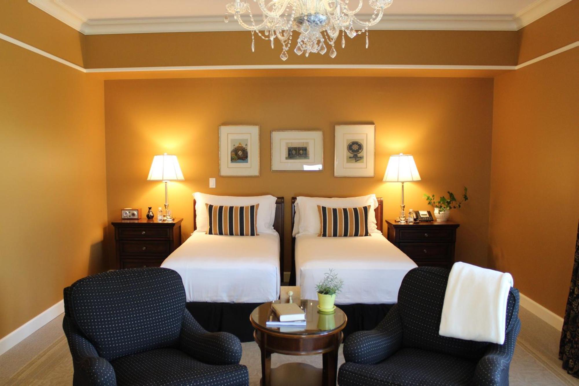 The Bruce Hotel Stratford Bagian luar foto