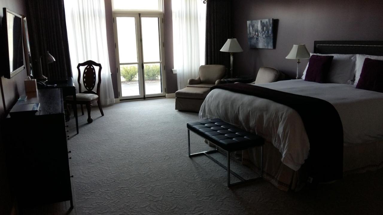 The Bruce Hotel Stratford Bagian luar foto
